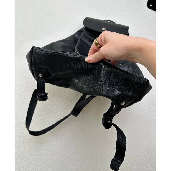 Longchamp Black Leather Le Foulonné Backpack Medium Silver Hardware - Picture 3 of 12